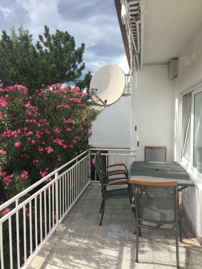 Apartmani Focic Selce Exterior foto